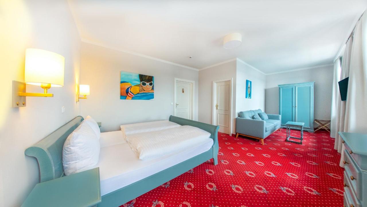 ברג אם סטרנברגר סי Strandhotel Berg מראה חיצוני תמונה