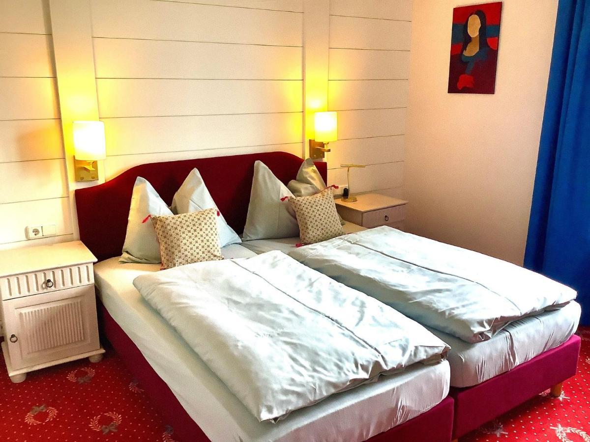 ברג אם סטרנברגר סי Strandhotel Berg מראה חיצוני תמונה